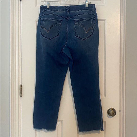 Democracy Ab Technology High Rise Straight Jeans 14 - Picture 4 of 13